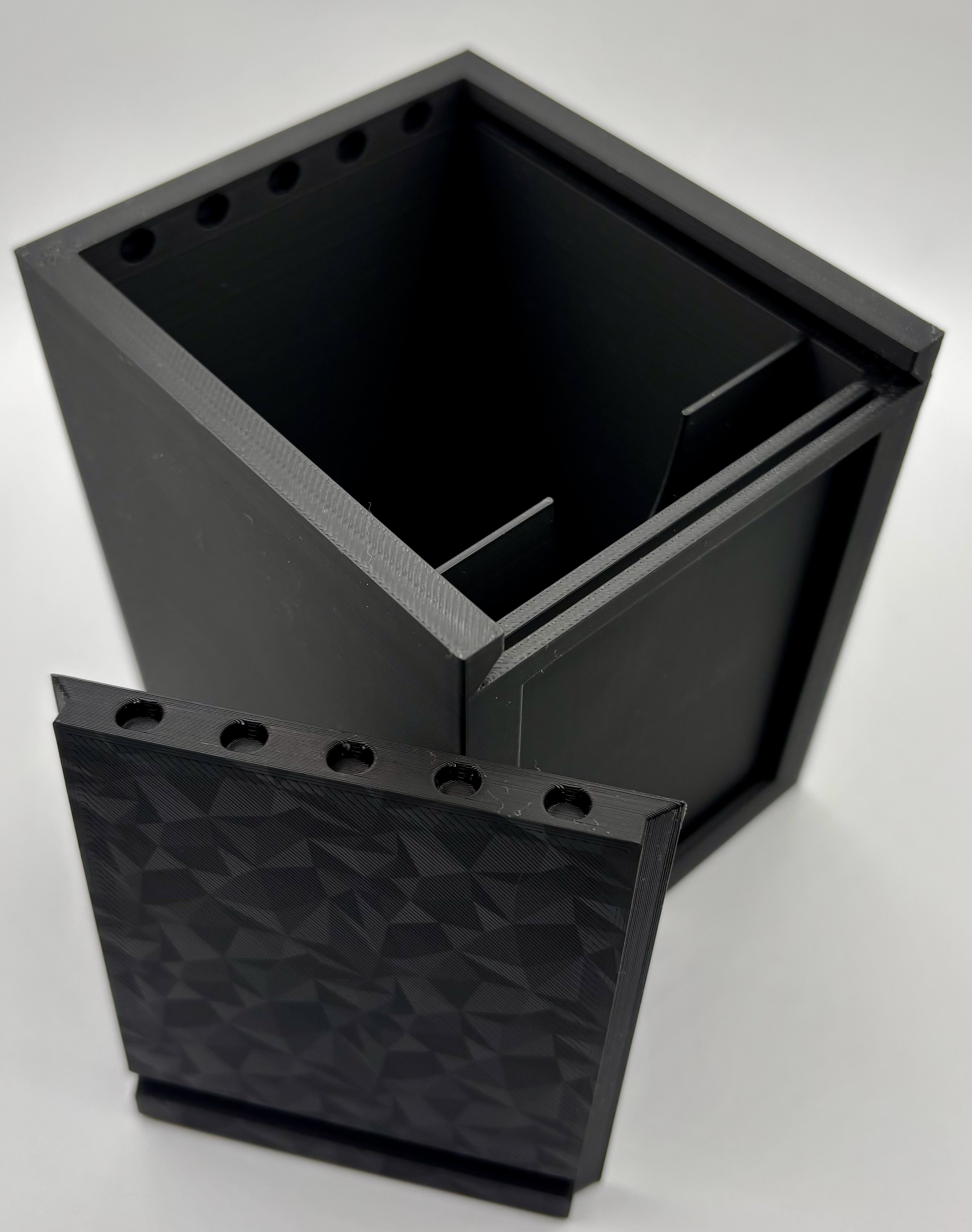 Durable 3D printed card holder for MTG and Pokemon cards